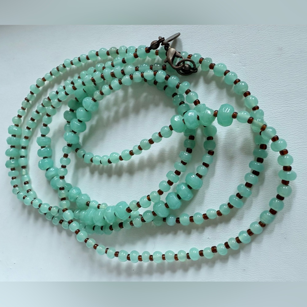 🌴 Cookie Lee 23” Mint Green and Brown Beaded Necklace